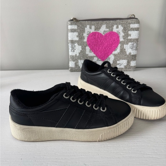 Gola Classics Women's Baseline Sneakers - Picture 2 of 6